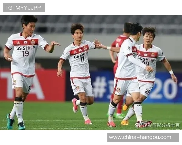 庆南队与全北现代队激战在即谁能在这场焦点对决中笑到最后